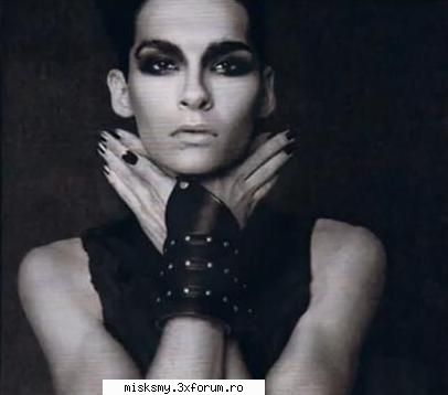 Bill Kaulitz (Satern) - ♥PiNgUiNuL RoZ♥ - � Bill Kaulitz �