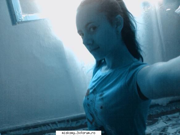 Me!Hellen - humanoid.girl - � Photos �