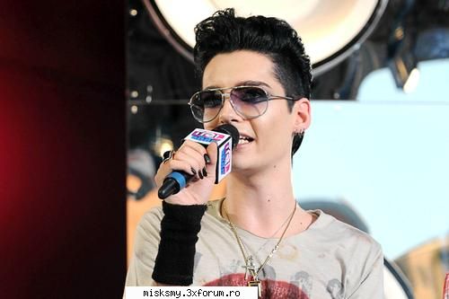 New piercings. - ♥PiNgUiNuL RoZ♥ - � Bill Kaulitz �