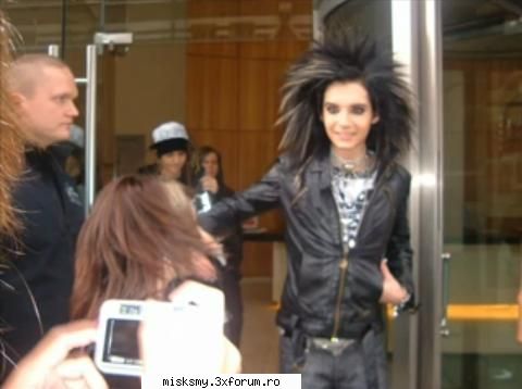 Photos - E foarte dragut fata de ceilalti - � Bill Kaulitz �