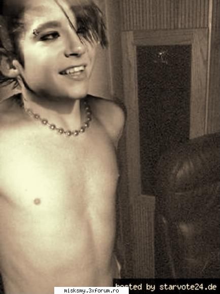 Photos - Bustul lui Bill:)))Da ala vechi))) - � Tokio Hotel �